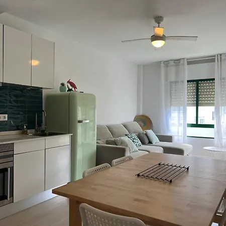 Ancora - Piscina & Playa Apartment *